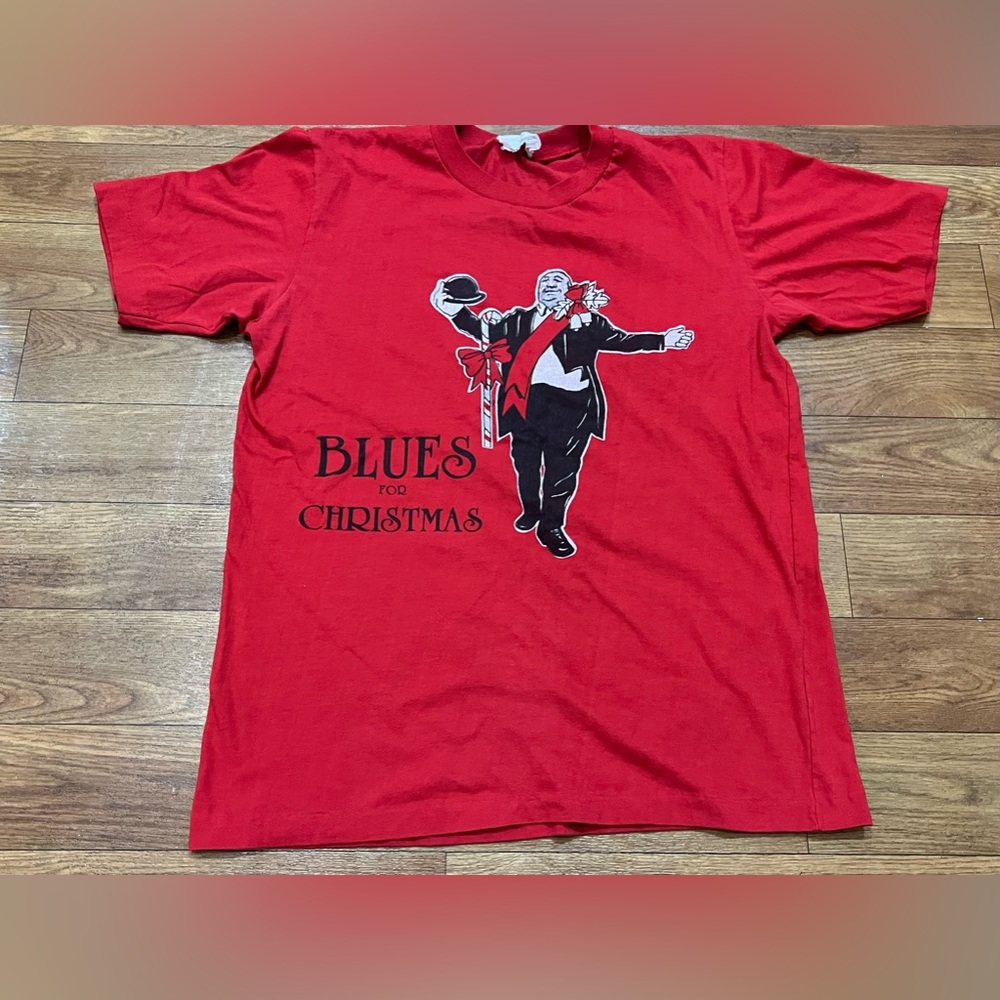 Vintage Blues for Christmas Holiday Tee Shirt Mens Size Medium Red 80s 90s